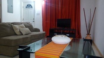 Signature Skys Guest Apartments كينغستون المظهر الخارجي الصورة